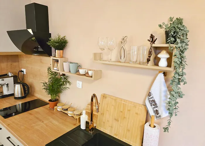 アパート Afrodita